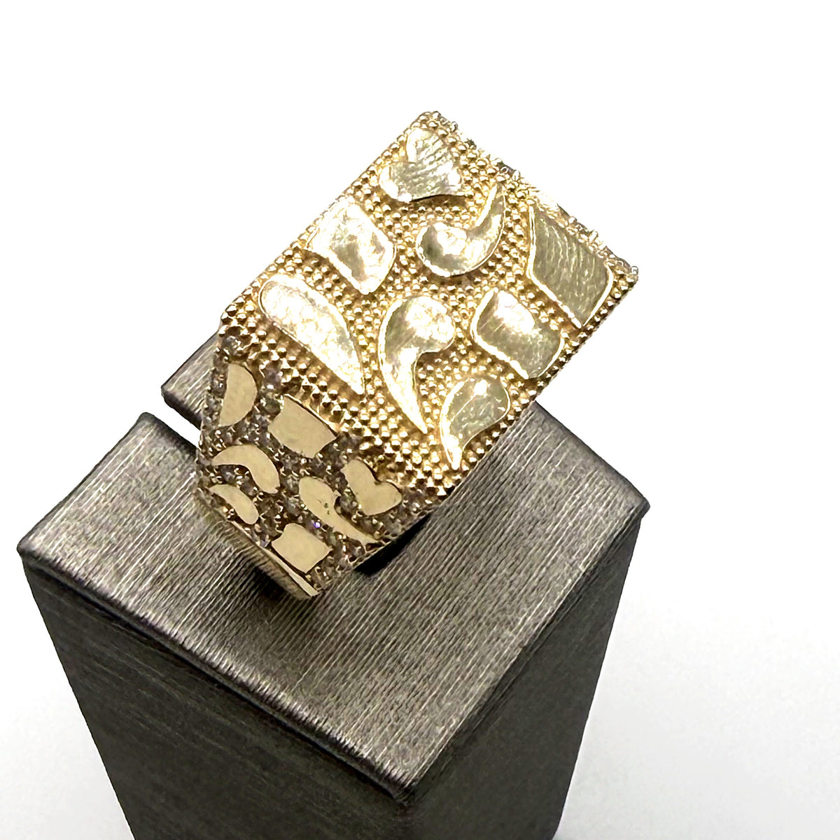 10K Yellow Gold Nugget Ring with Cubic Zirconia